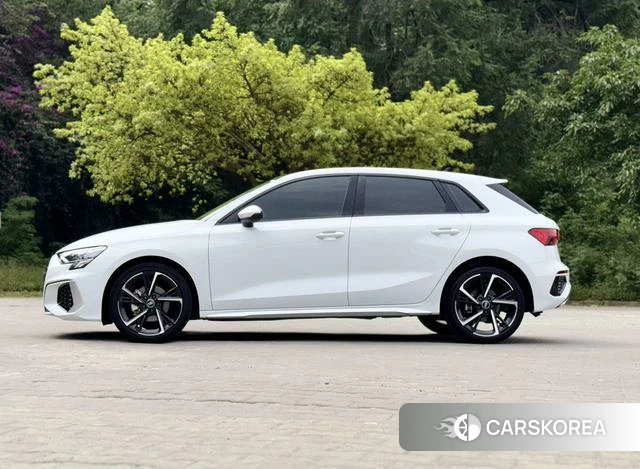 Audi A3 2022 Белый из Китая, фото 3