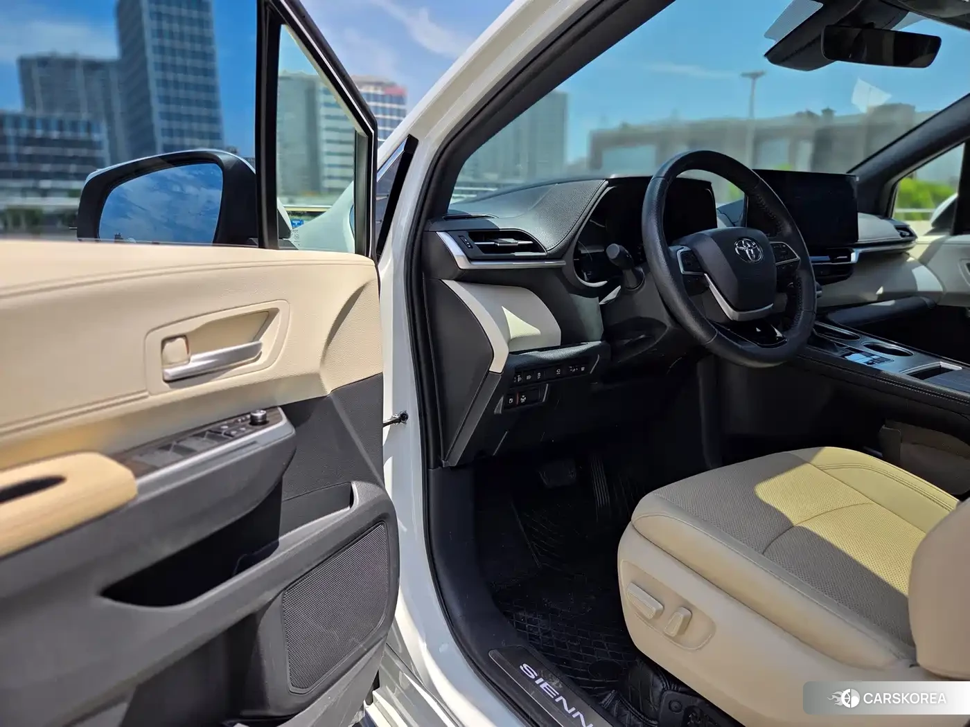 Toyota Sienna 2024 Белый из Китая, фото 3