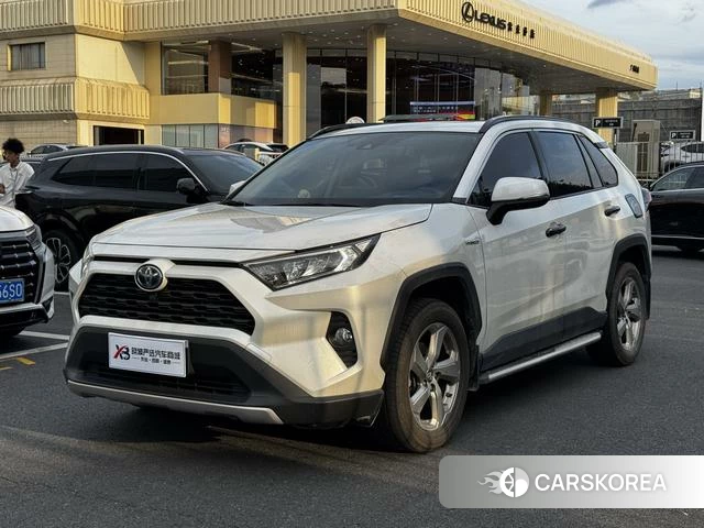 Toyota RAV4 Rongfang 2023 Белый из Китая, фото 3
