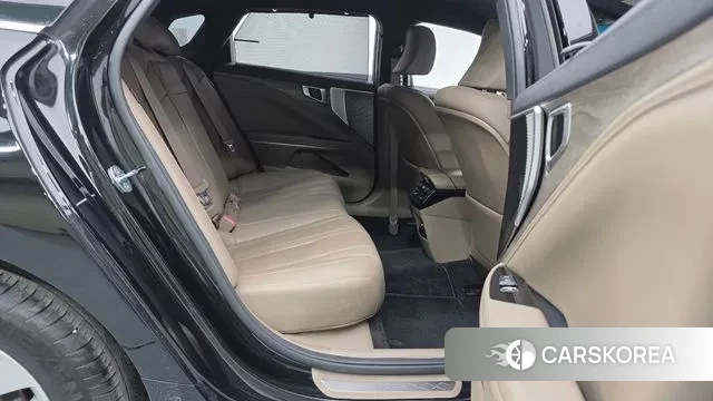 Kia K8 2022 Черный из Кореи, фото 3