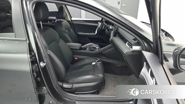 Kia K5 3rd generation 2020 Серый из Кореи, фото 3