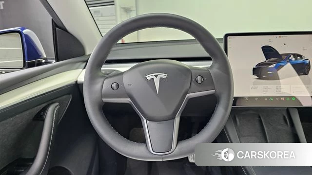 Tesla Model Y 2023 Синий из Кореи, фото 3