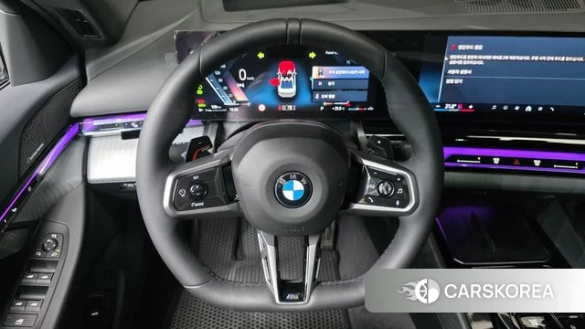 BMW 5 Series (G60) 2025 Белый из Кореи, фото 3