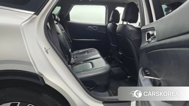 Kia Sportage 5th Generation Hybrid 2022 Белый из Кореи, фото 3