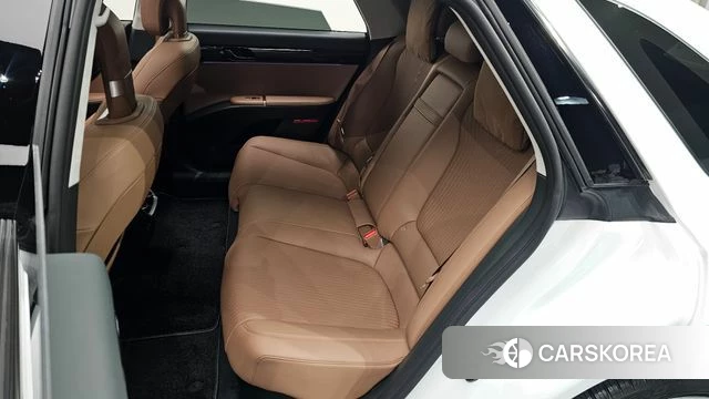 Hyundai Grandeur Hybrid (GN7) 2024 Белый из Кореи, фото 3
