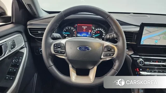 Ford Explorer 6th Generation 2021 Белый из Кореи, фото 3