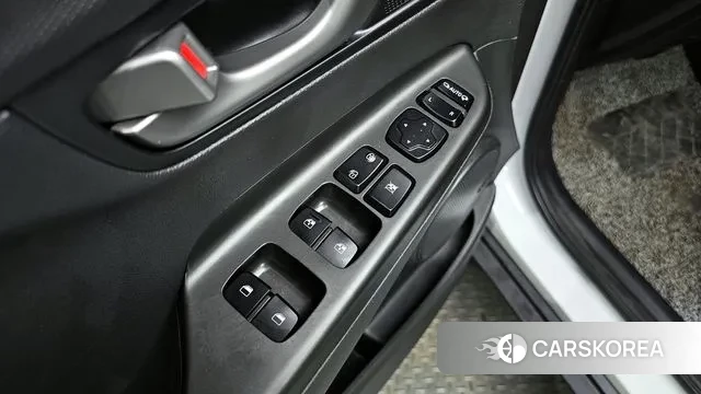 Hyundai Kona Hybrid 2019 Белый из Кореи, фото 3