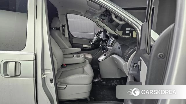 Hyundai The New Grand Starex 2019 Серебряный из Кореи, фото 3