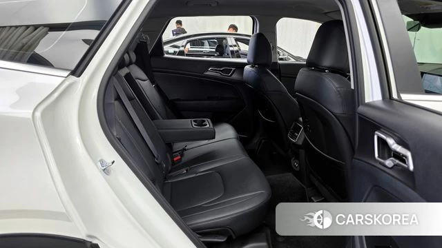 Kia The New Sportage 5th Generation 2025 Белый из Кореи, фото 3