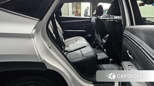 Hyundai Tucson Hybrid (NX4) 2023 Белый из Кореи, фото 3