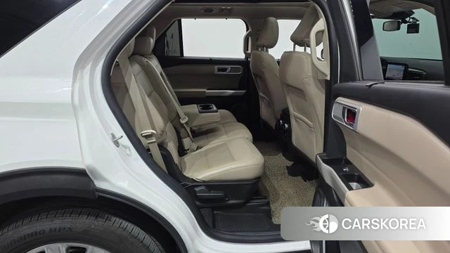 Ford Explorer 6th Generation 2021 Белый из Кореи, фото 3