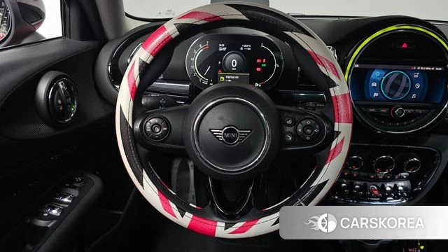 Mini Cooper Clubman 2021 Красный из Кореи, фото 3