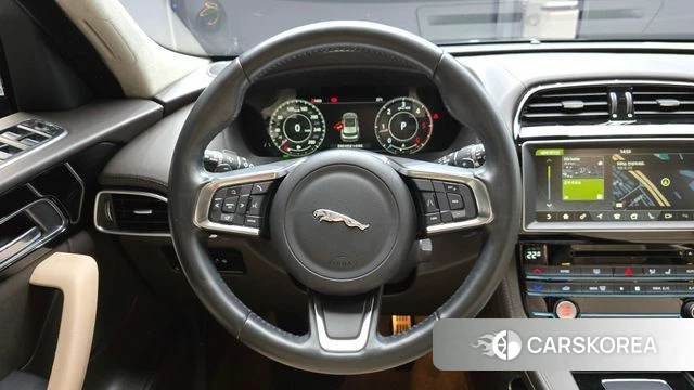 Jaguar F-PACE 2019 Черный из Кореи, фото 3