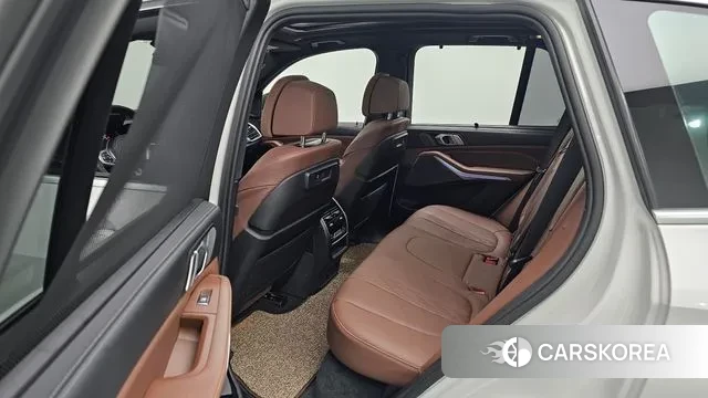 BMW X5 (G05) 2023 Белый из Кореи, фото 3