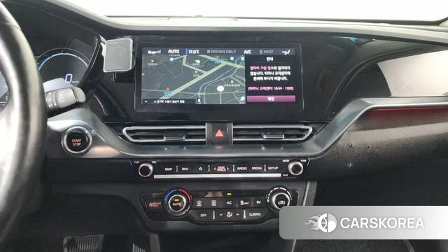 Kia Niro Plus 2022 Белый из Кореи, фото 3