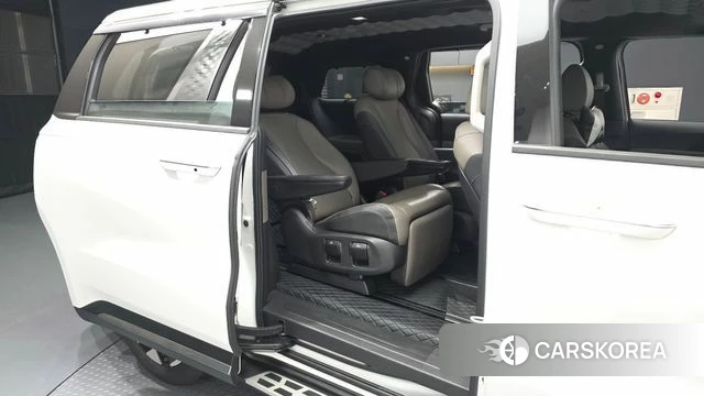Kia The New Carnival 4th Generation 2024 Белый из Кореи, фото 3