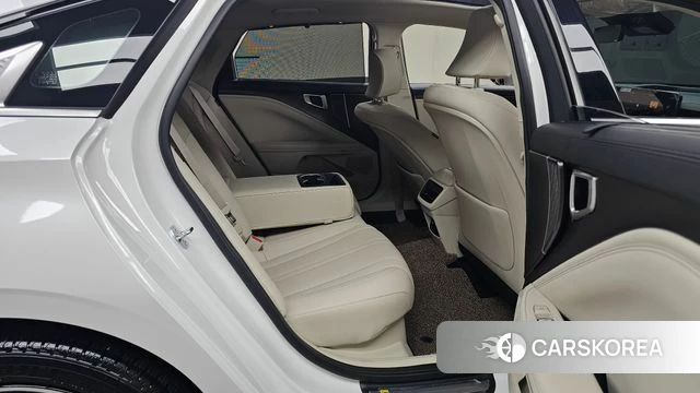 Kia The New K8 Hybrid 2025 Белый из Кореи, фото 3