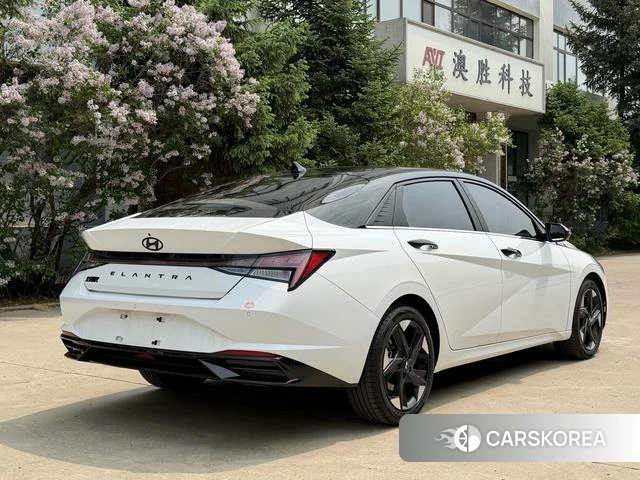 Hyundai Elantra 2021 Белый из Китая, фото 3