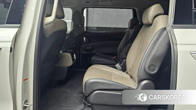 Kia The New Carnival 4th Generation 2025 Белый из Кореи, фото 3