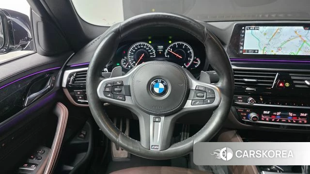 BMW 5 Series (G30) 2018 Черный из Кореи, фото 3