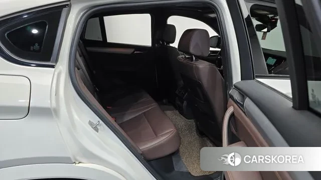 BMW X4 (F26) 2018 Белый из Кореи, фото 3