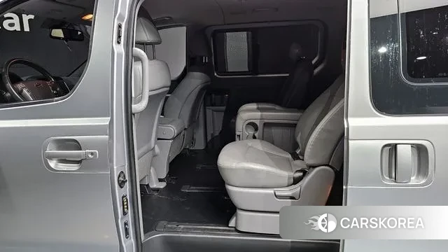 Hyundai The New Grand Starex 2018 Серебряный из Кореи, фото 3