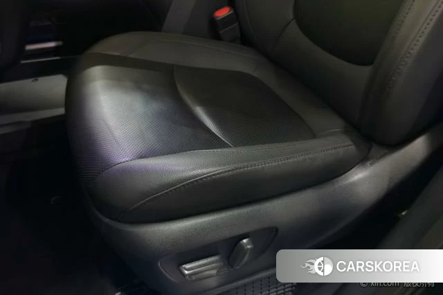 Toyota Grevia 2024 Черный из Китая, фото 3