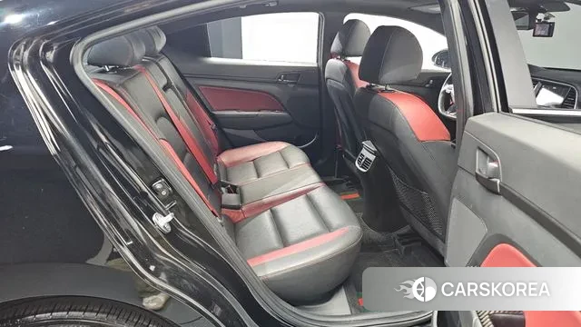 Hyundai Avante AD 2018 Черный из Кореи, фото 3