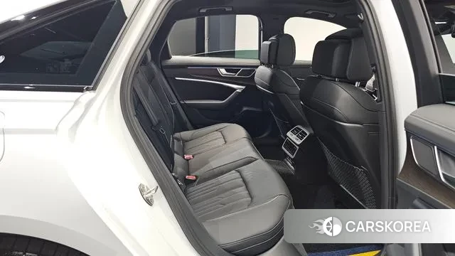 Audi A6 (C8) 2025 Белый из Кореи, фото 3