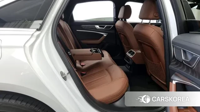 Audi A6 (C8) 2022 Белый из Кореи, фото 3