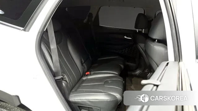 Hyundai The New Santa Fe 2022 Белый из Кореи, фото 3