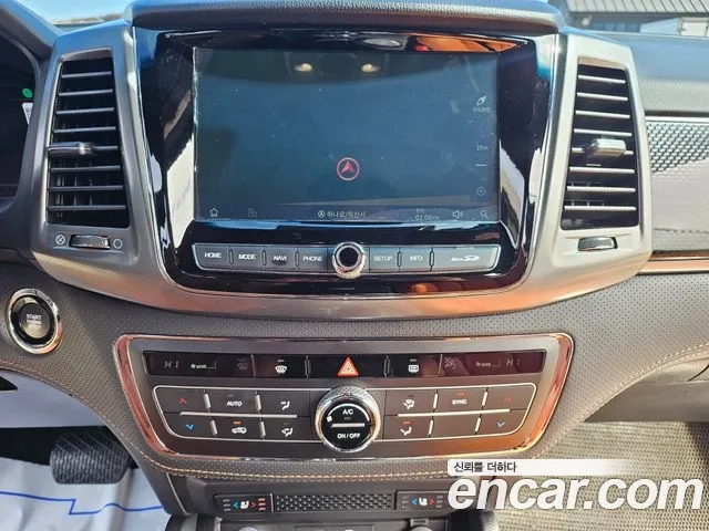 Ssangyong The New Rexton Sports Cannes 2022 Темно-зеленый из Кореи, фото 3