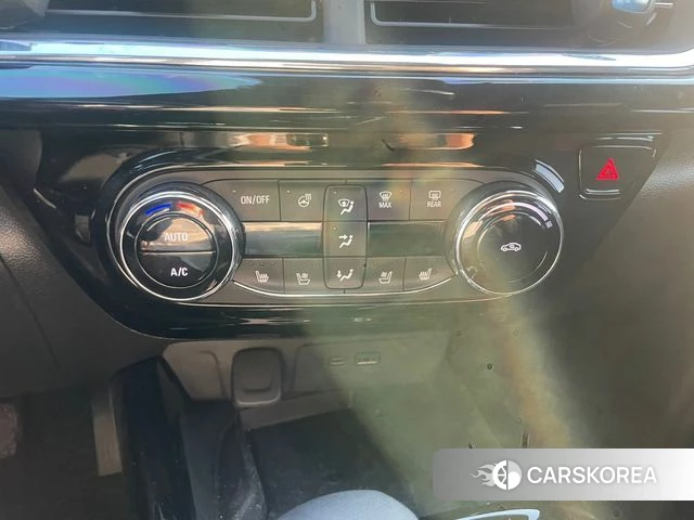 Chevrolet (GM Daewoo) Trax Crossover 2025 Белый из Кореи, фото 3