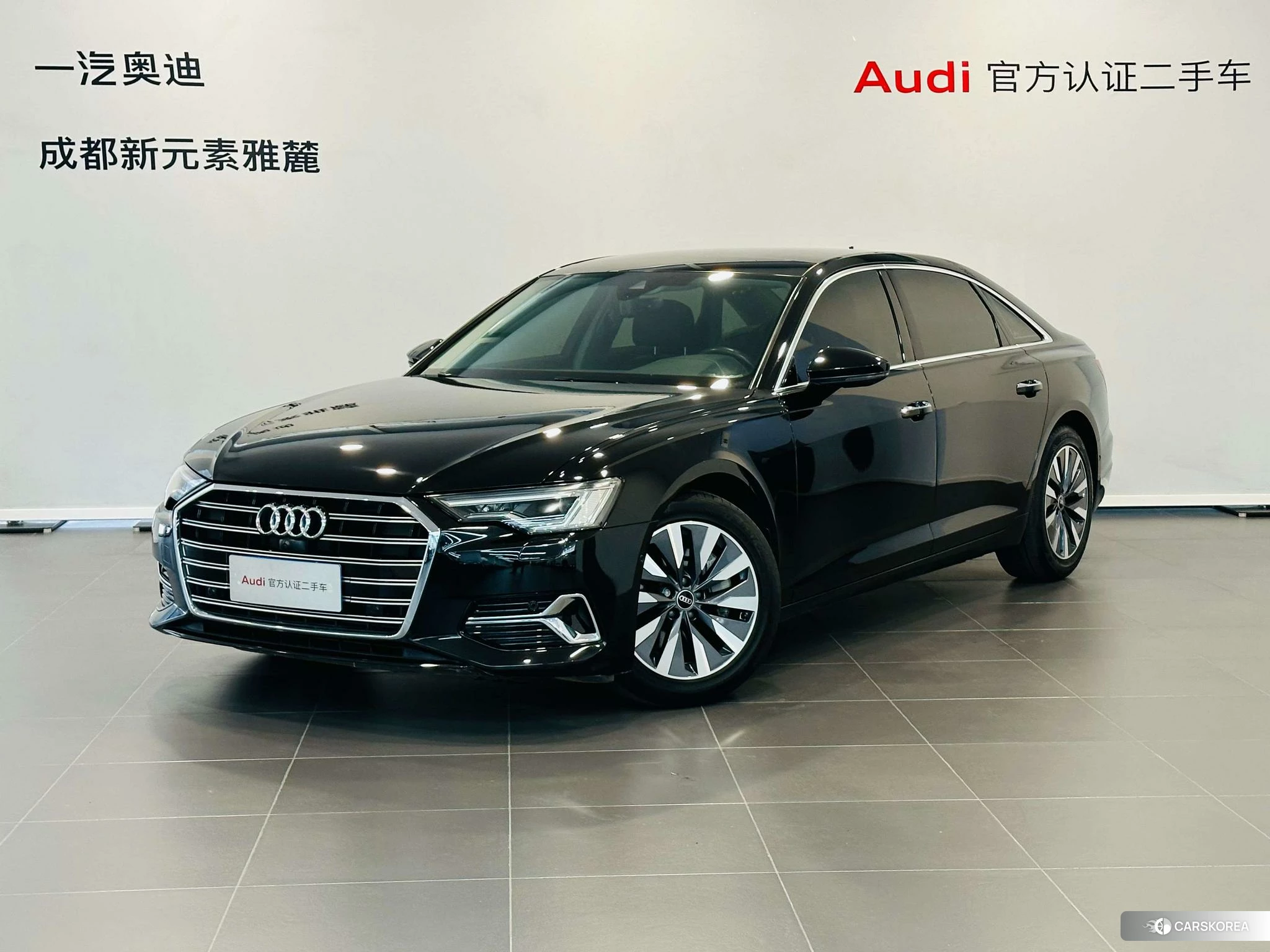 Audi A6L 2023 Черный из Китая, фото 3