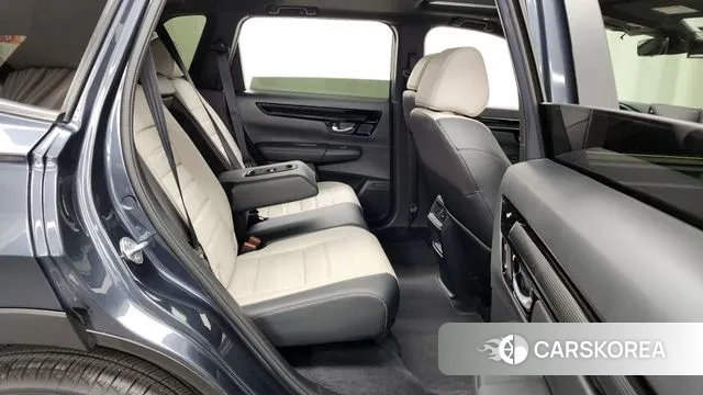 Honda CR-V 6th generation 2024 Серый из Кореи, фото 3