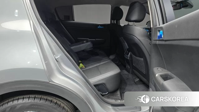 Kia Sportage The Bold 2020 Серебристо-серый из Кореи, фото 3