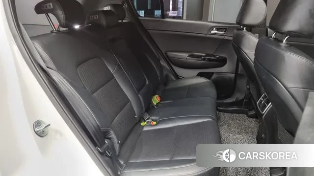 Kia Sportage The Bold 2018 Белый из Кореи, фото 3