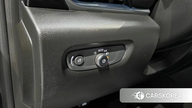 Chevrolet (GM Daewoo) Traverse 2023 Черный из Кореи, фото 3
