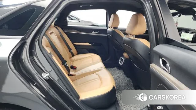 Kia K5 3rd generation 2021 Серый из Кореи, фото 3