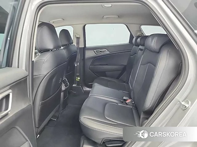 Kia Sportage 5th Generation 2021 Серебристо-серый из Кореи, фото 3