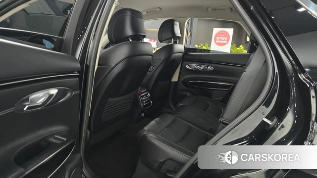 Genesis GV70 2022 Черный из Кореи, фото 3