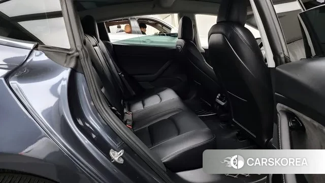 Tesla Model 3 2020 Серый из Кореи, фото 3