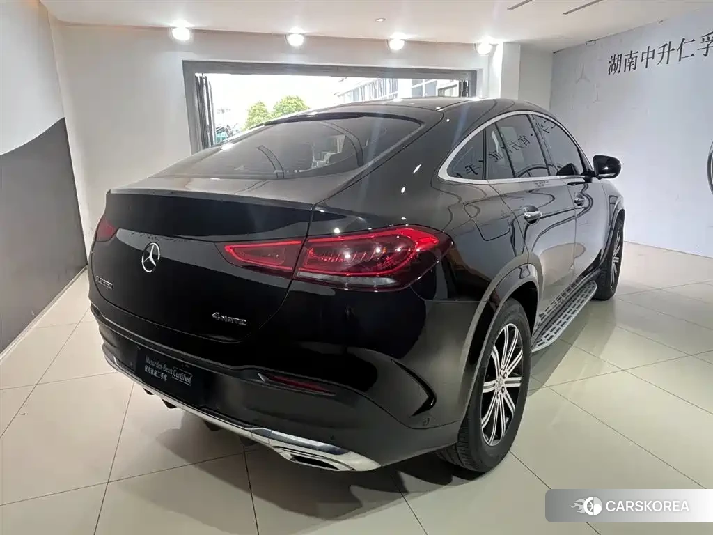 Mercedes-Benz GLE 2023 Черный из Китая, фото 3
