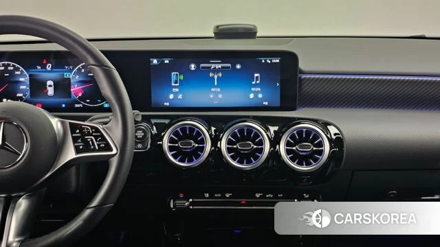 Mercedes-Benz A-Class W177 2025 Белый из Кореи, фото 3