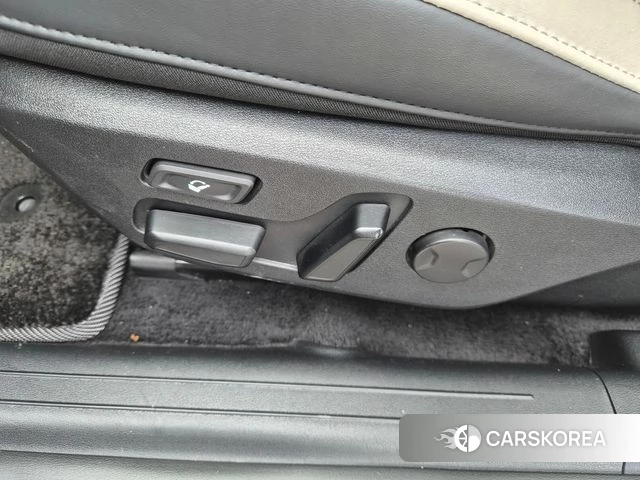 Kia EV6 2021 Серебристо-серый из Кореи, фото 3