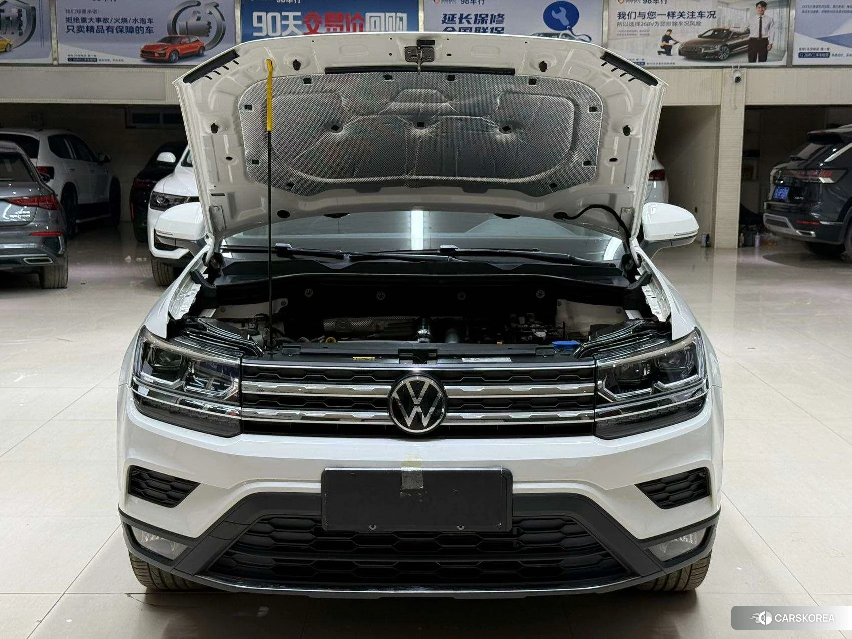Volkswagen Tuyue 2022 Белый из Китая, фото 3