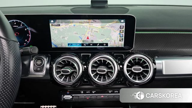 Mercedes-Benz GLB-Class X247 2020 Черный из Кореи, фото 3
