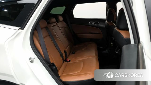 Kia Sportage 5th Generation Hybrid 2022 Белый из Кореи, фото 3