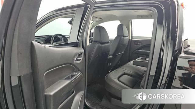 Chevrolet (GM Daewoo) Real New Colorado 2021 Черный из Кореи, фото 3