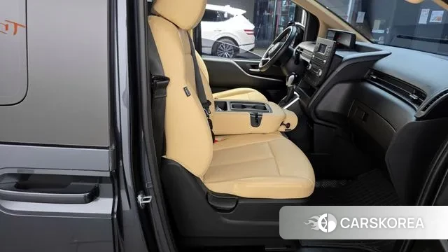 Hyundai Staria 2021 Серый из Кореи, фото 3